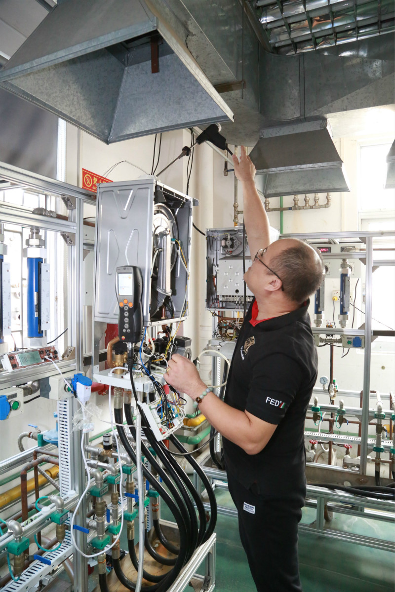 【瑞馬人物專訪】周劍鋒：寶劍鋒從磨礪出，梅花香自苦寒來